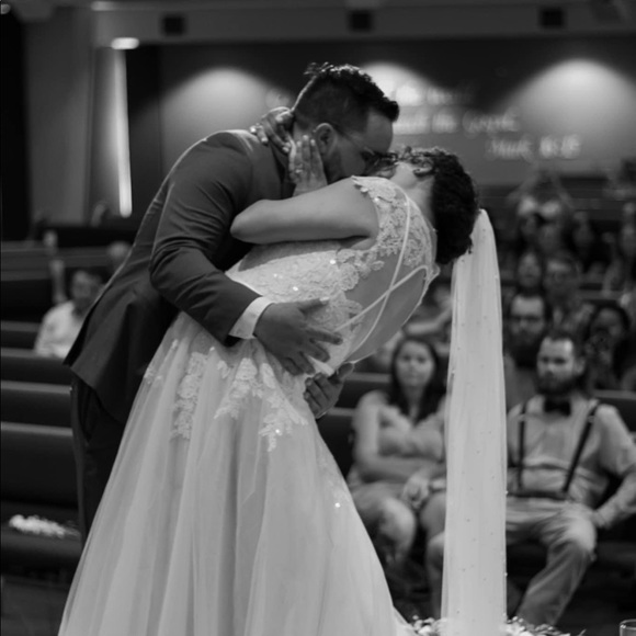 Wedding Dress (POCKETS) - Picture 4 of 4